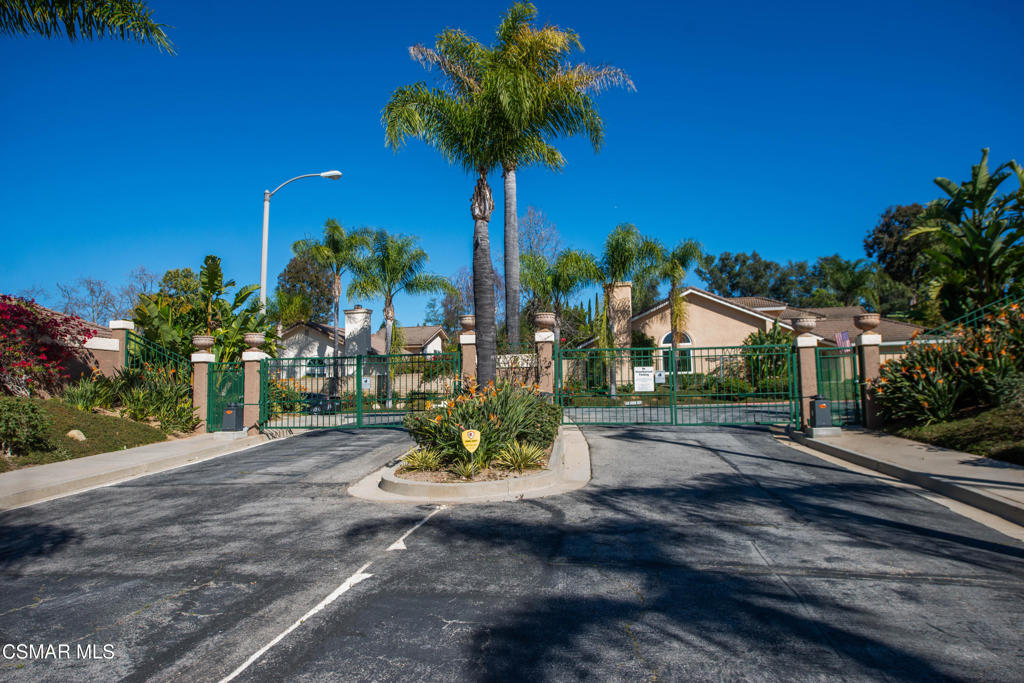 65 Iron Ridge Lane Simi Valley, CA 93065 - Photo 30 of 33