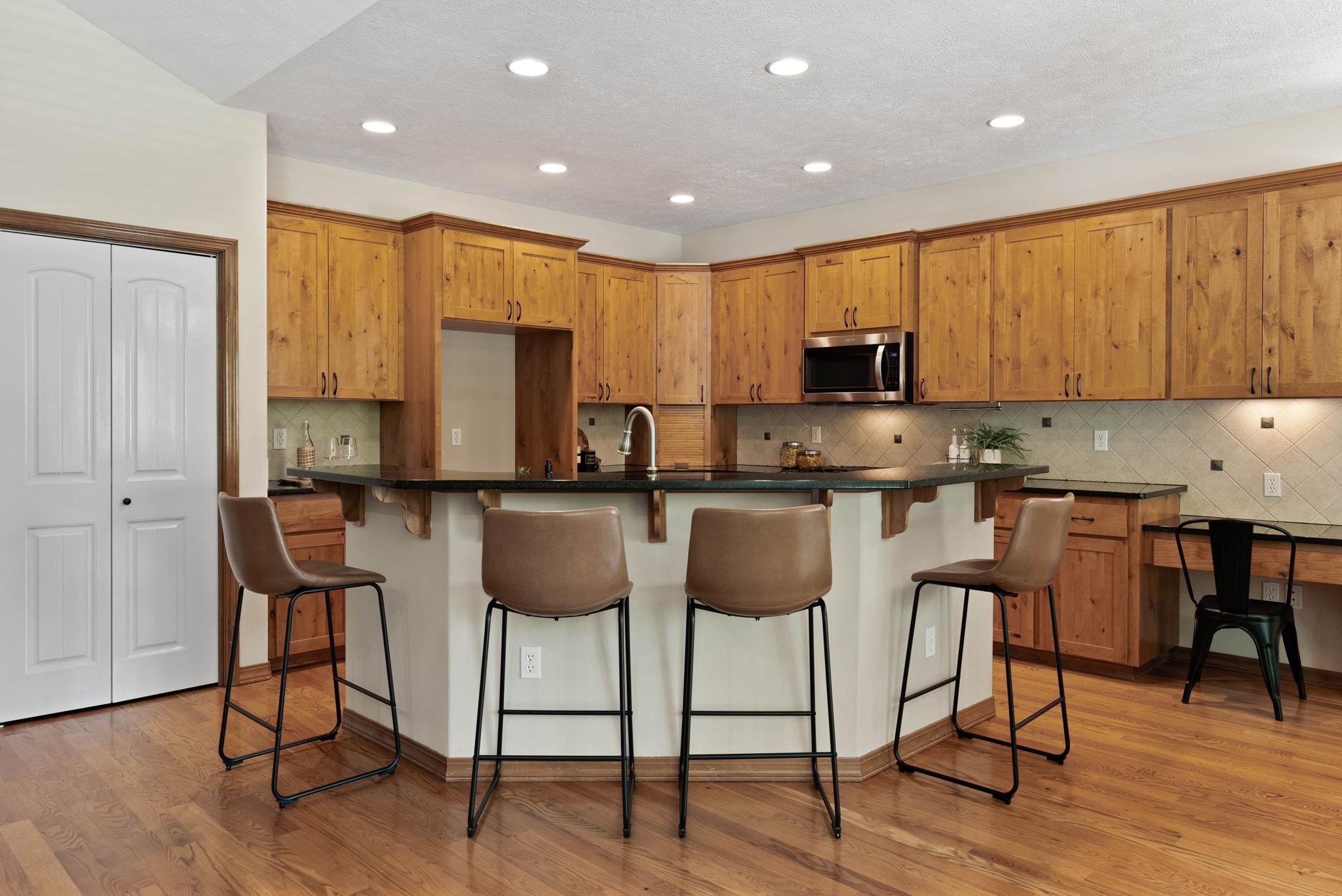 2614 West Hawthorne Road Spokane, WA 99208 - Photo 11 of 38