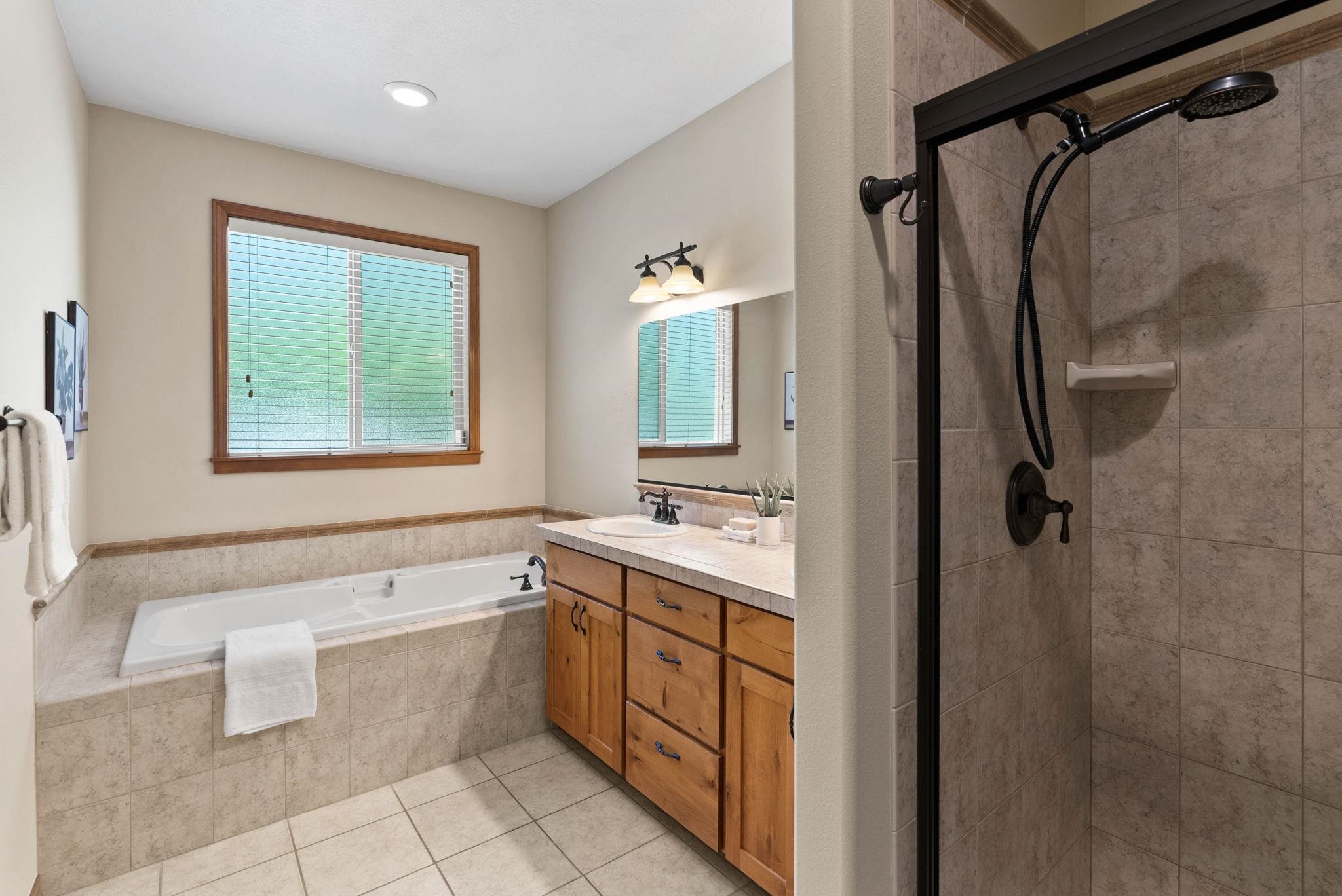 2614 West Hawthorne Road Spokane, WA 99208 - Photo 18 of 38