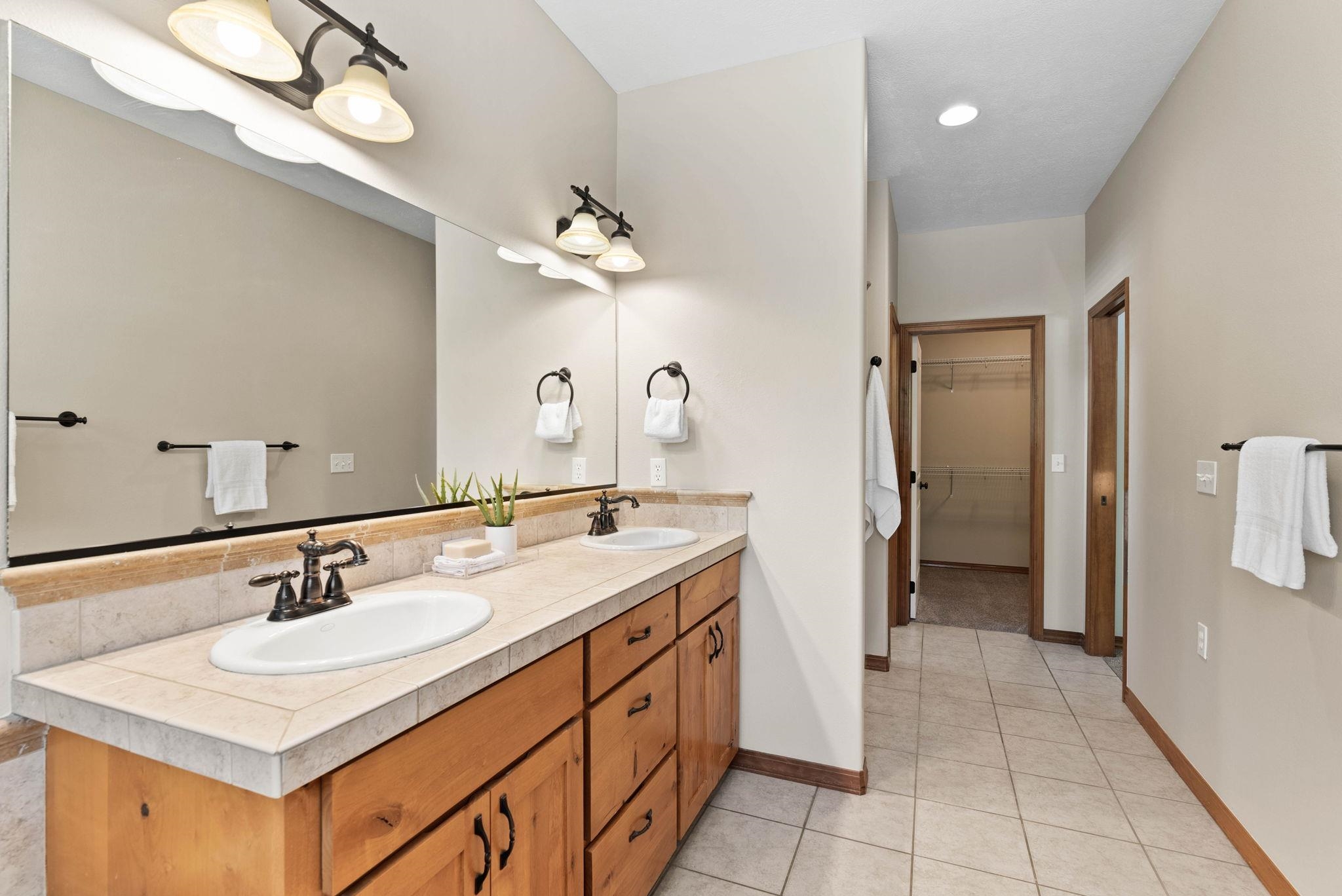 2614 West Hawthorne Road Spokane, WA 99208 - Photo 19 of 38