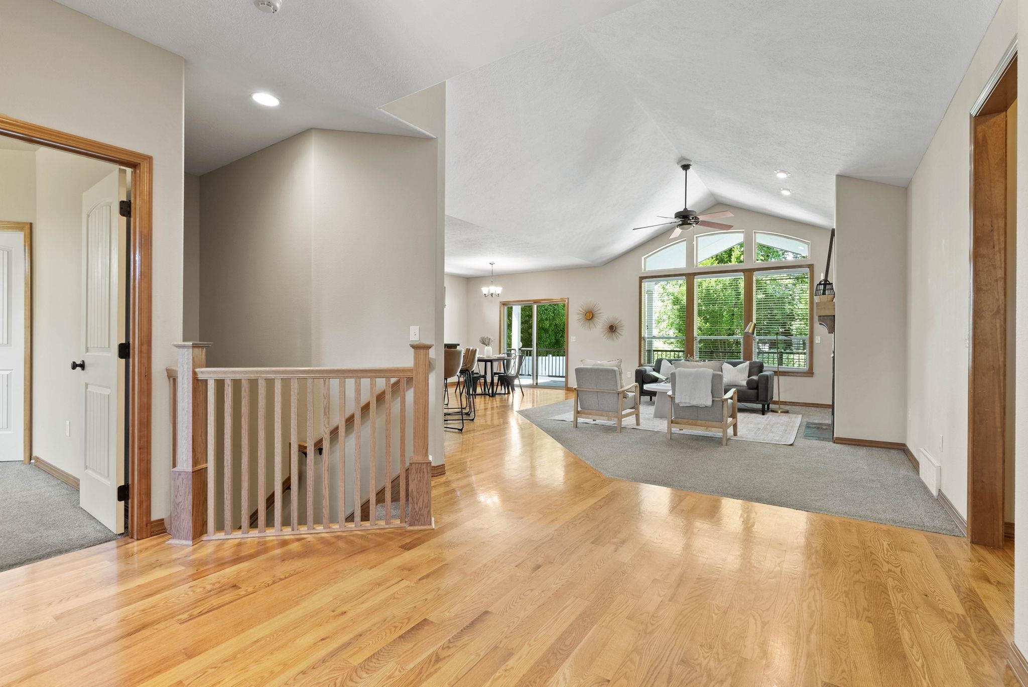 2614 West Hawthorne Road Spokane, WA 99208 - Photo 5 of 38
