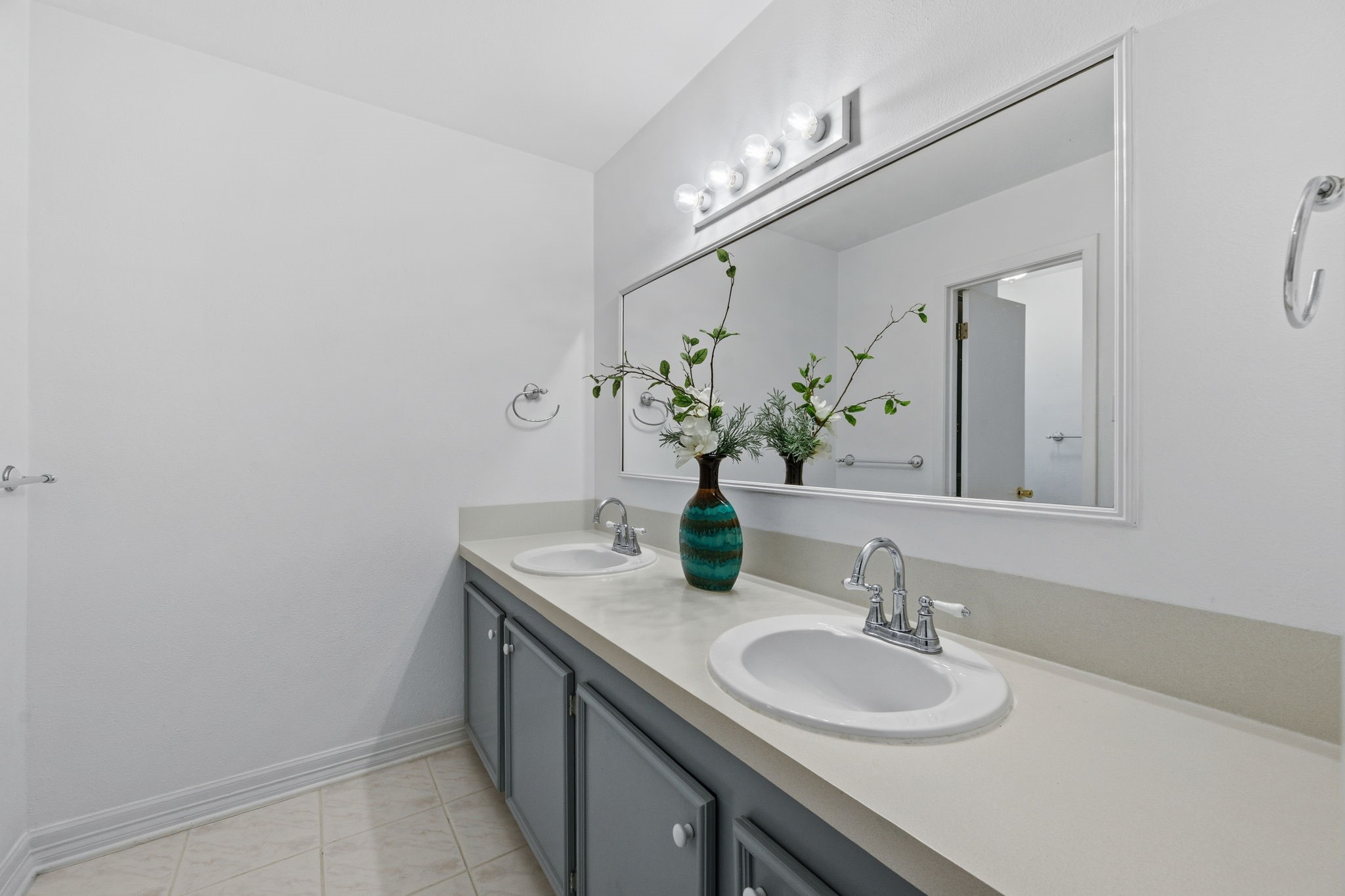 2531 Thelma Street Pearland, TX 77581 - Photo 14 of 25