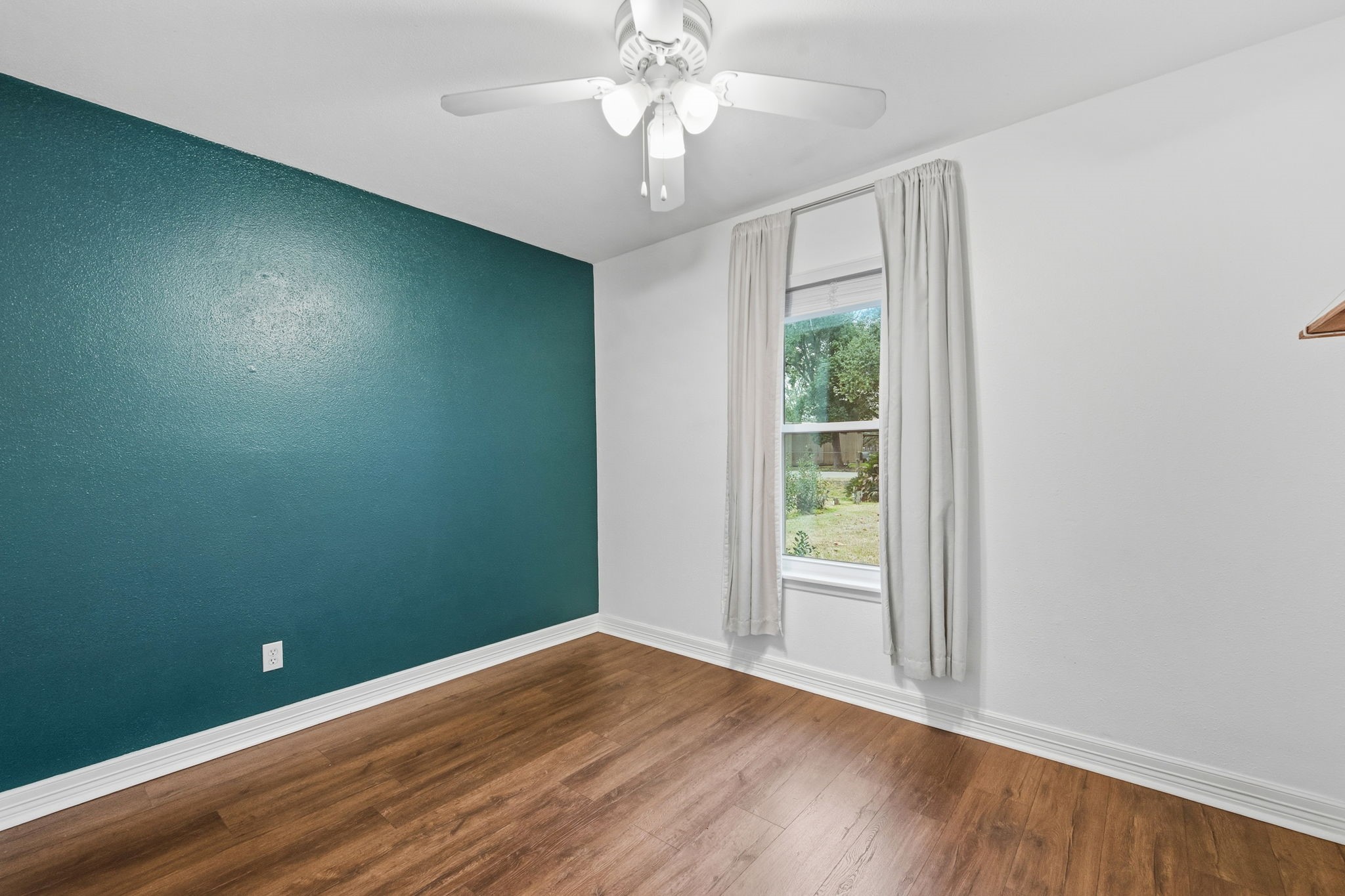 2531 Thelma Street Pearland, TX 77581 - Photo 15 of 25