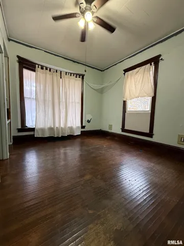 $32,500 | 409 North McArthur Street, Macomb, IL 61455