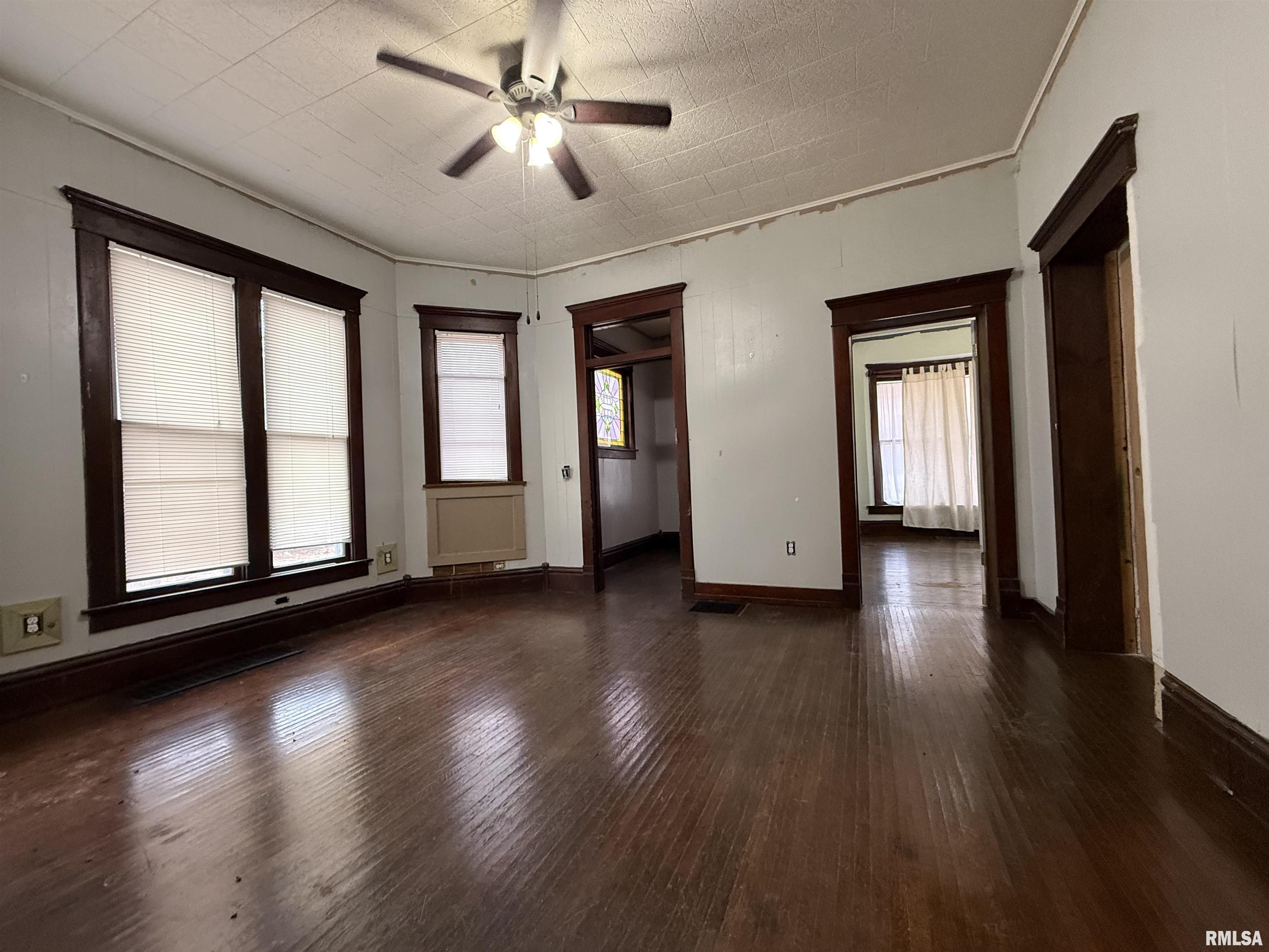 409 North McArthur Street Macomb, IL 61455 - Photo 6 of 21