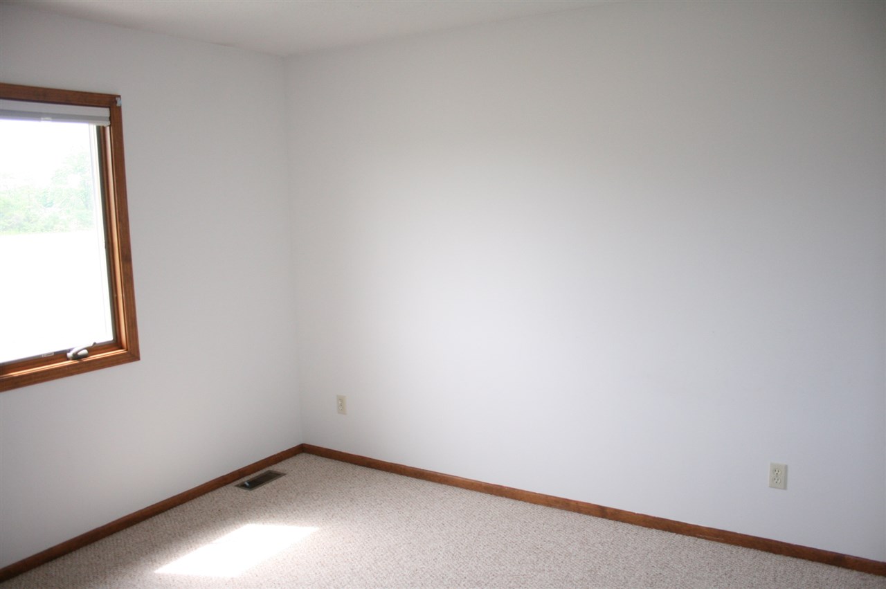 845 Plank Road Waterloo, IN 46793 - Photo 17 of 22 Gallery Image 17