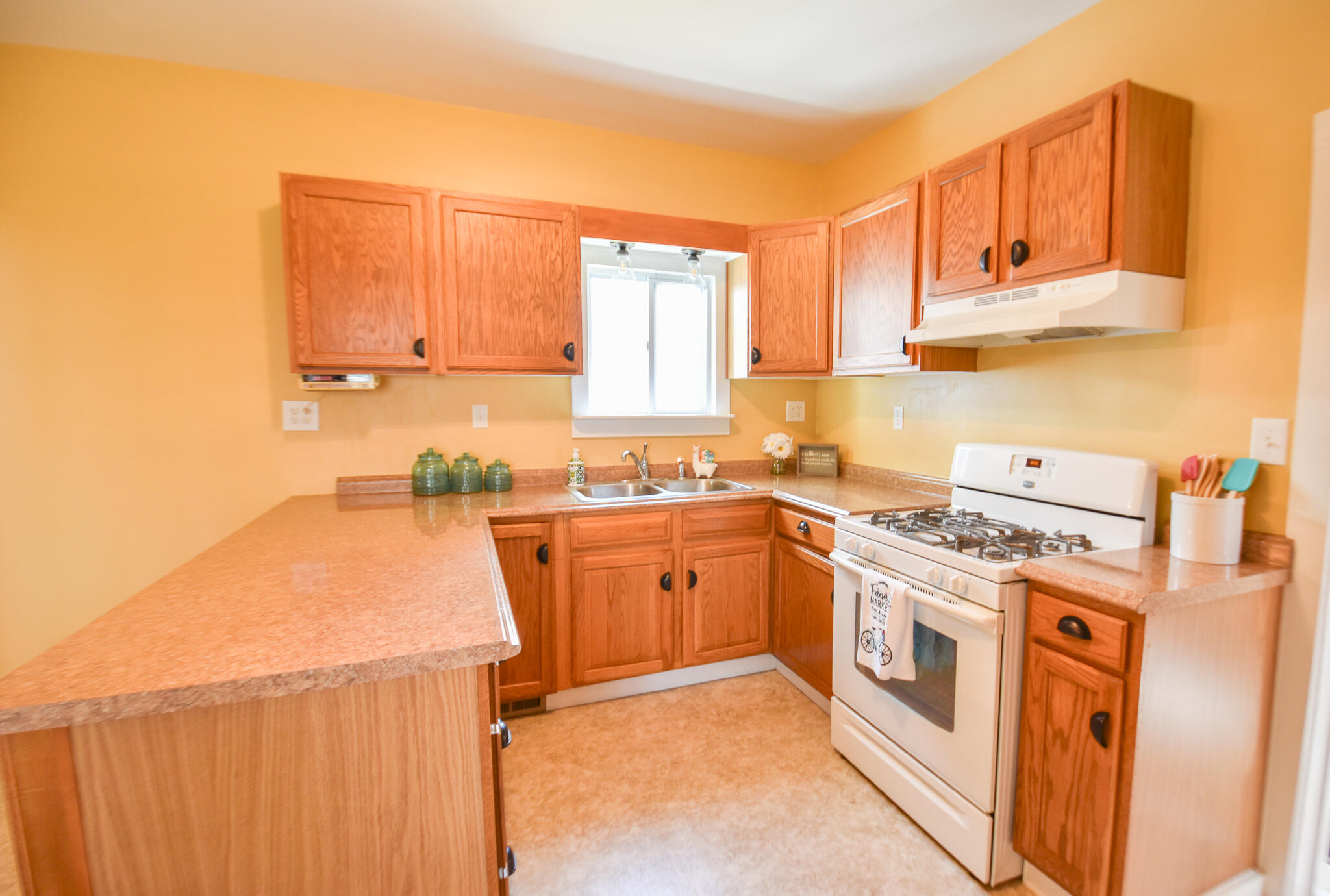 43 West Alden Street Coldwater, MI 49036 - Photo 13 of 48 DSC_0041