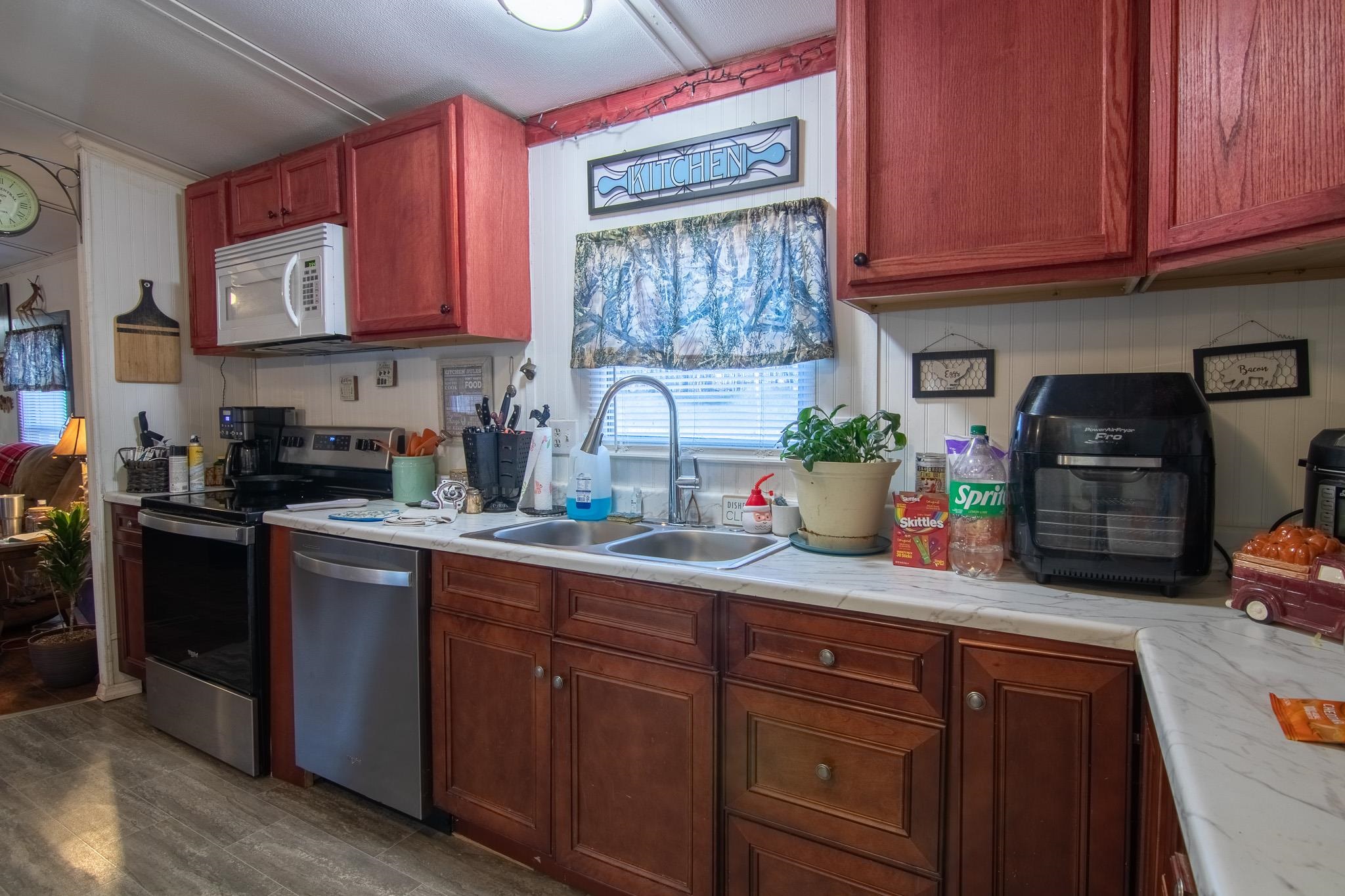 2680 Melvin Hill Road Campobello, SC 29322 - Photo 9 of 37 Gallery Image 9