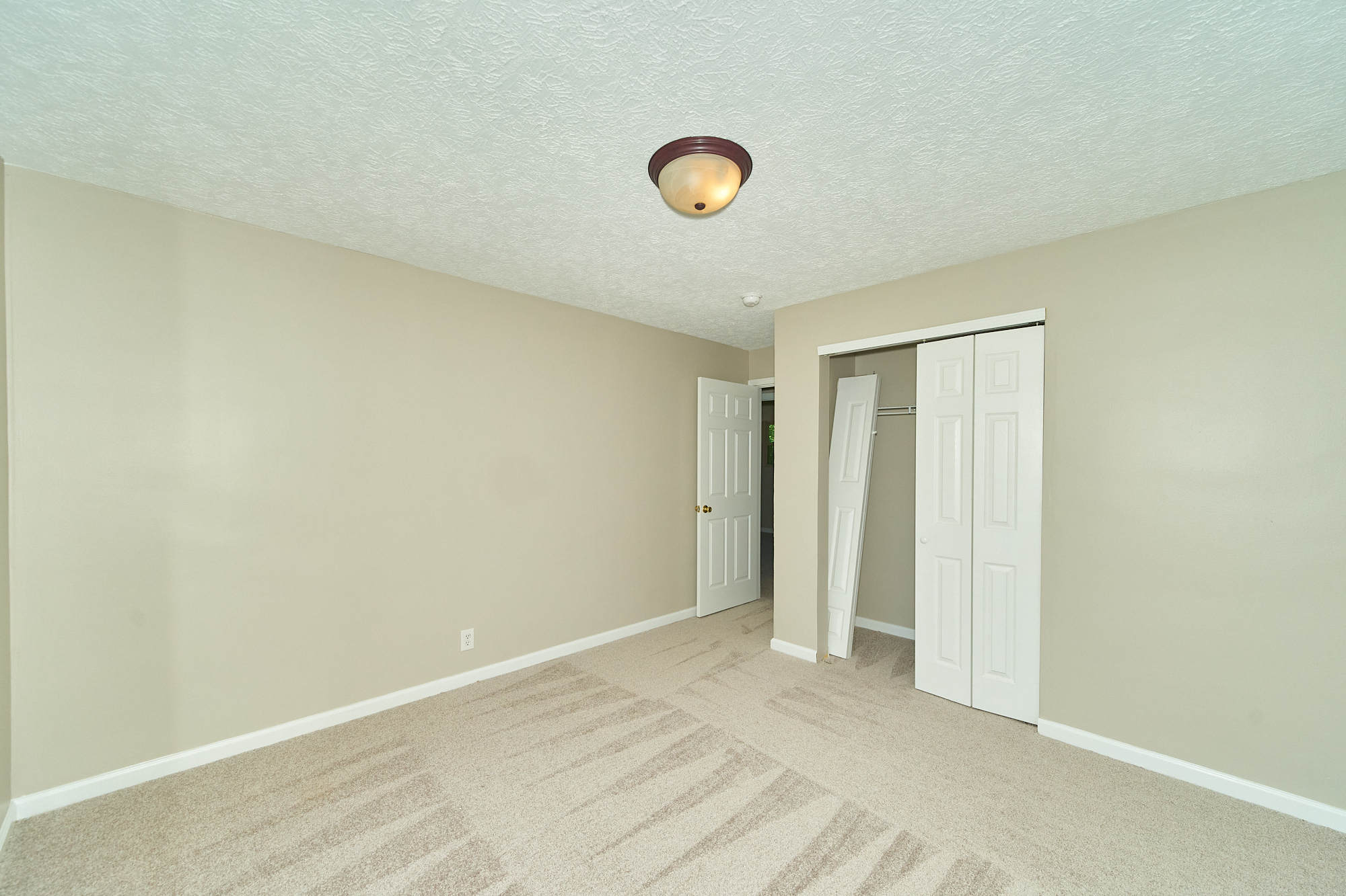 4526 Radnor Road Indianapolis, IN 46226 - Photo 15 of 26 Gallery Image 15