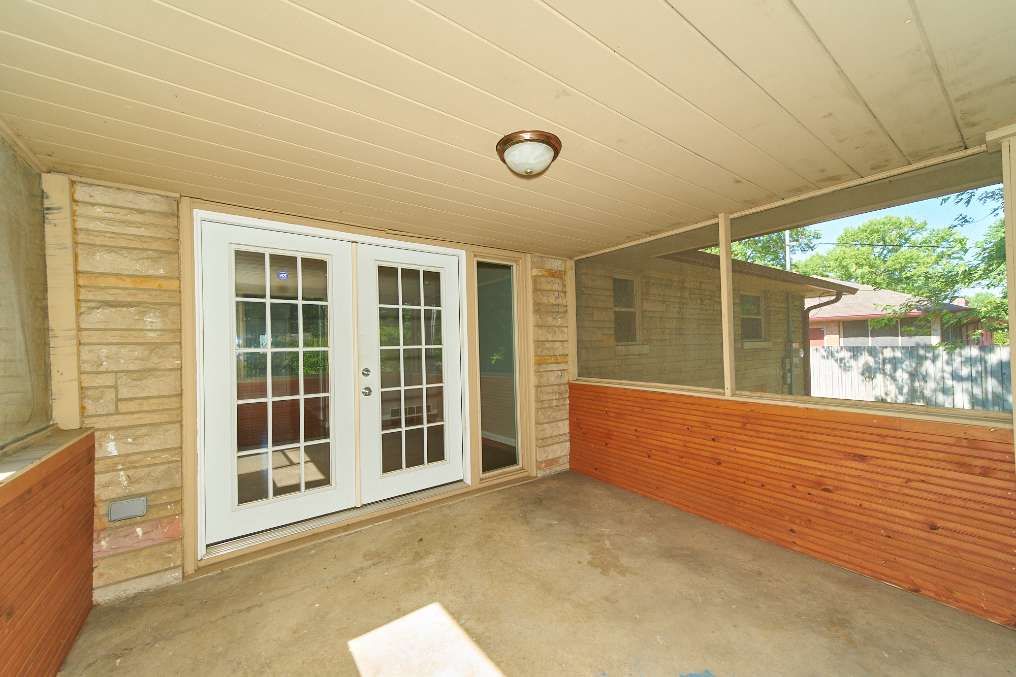 4526 Radnor Road Indianapolis, IN 46226 - Photo 22 of 26 Gallery Image 22