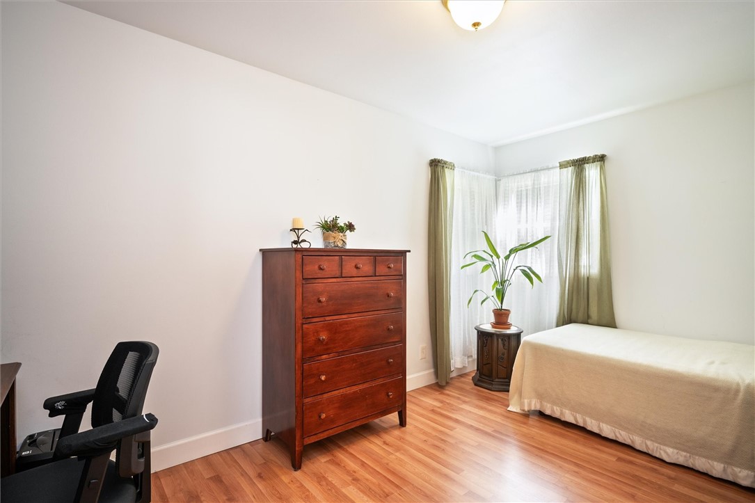 24 Mendon Street Rochester, NY 14615 - Photo 23 of 36