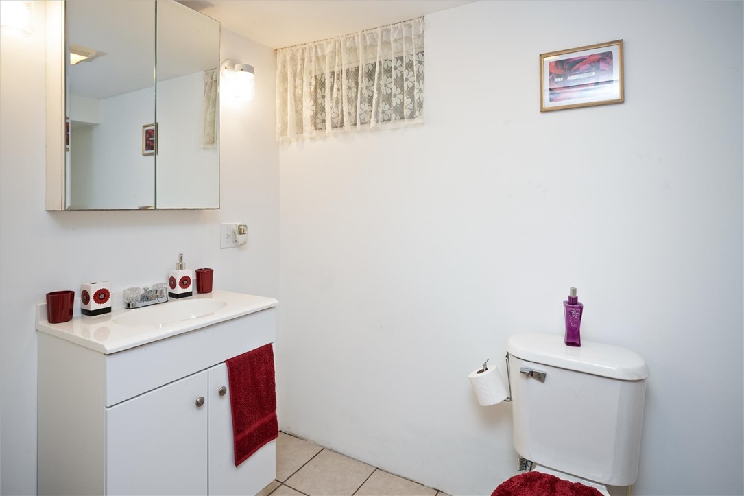 24 Mendon Street Rochester, NY 14615 - Photo 31 of 36