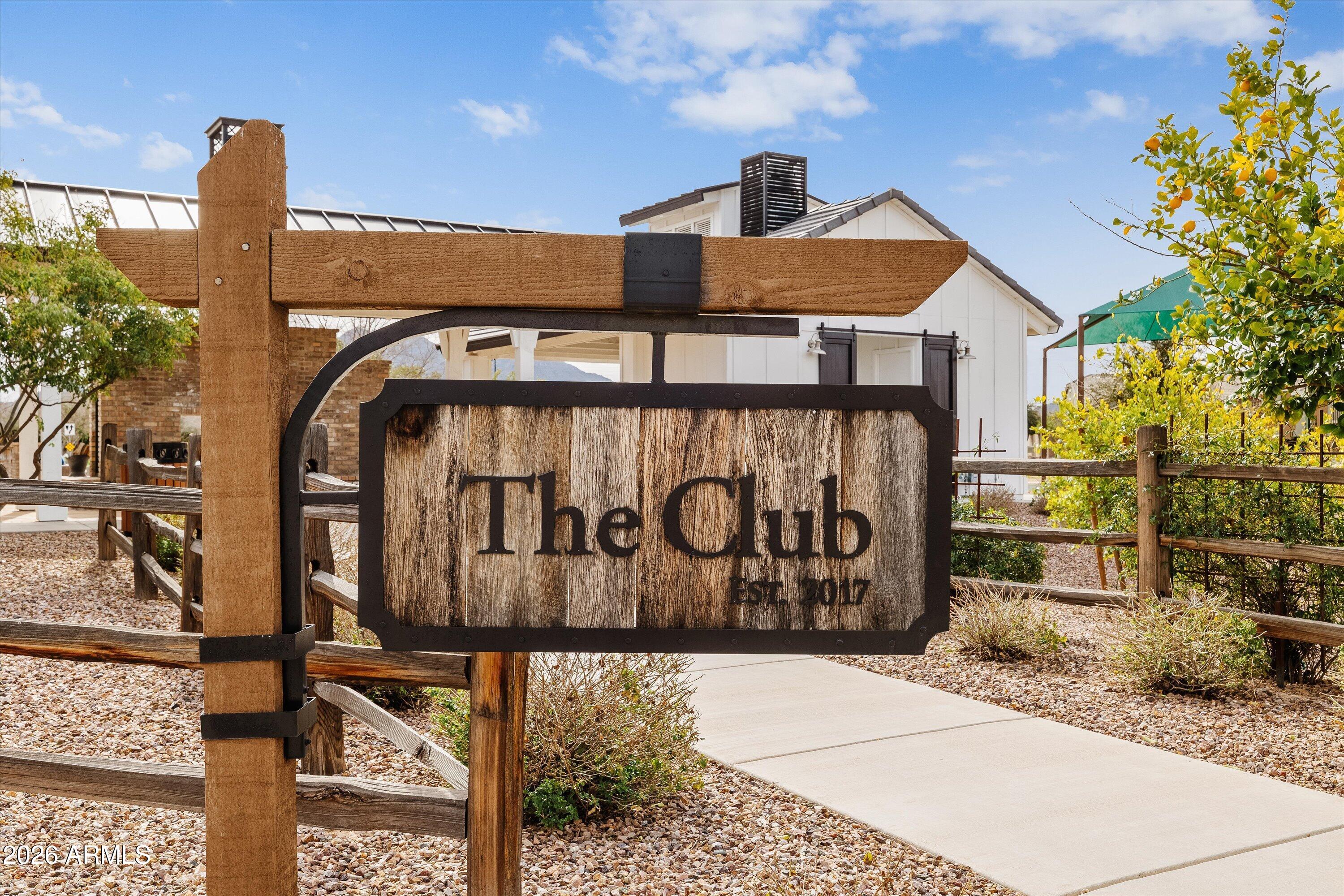 7002 South Portland Avenue Gilbert, AZ 85298 - Photo 2 of 40 a view of a street sign