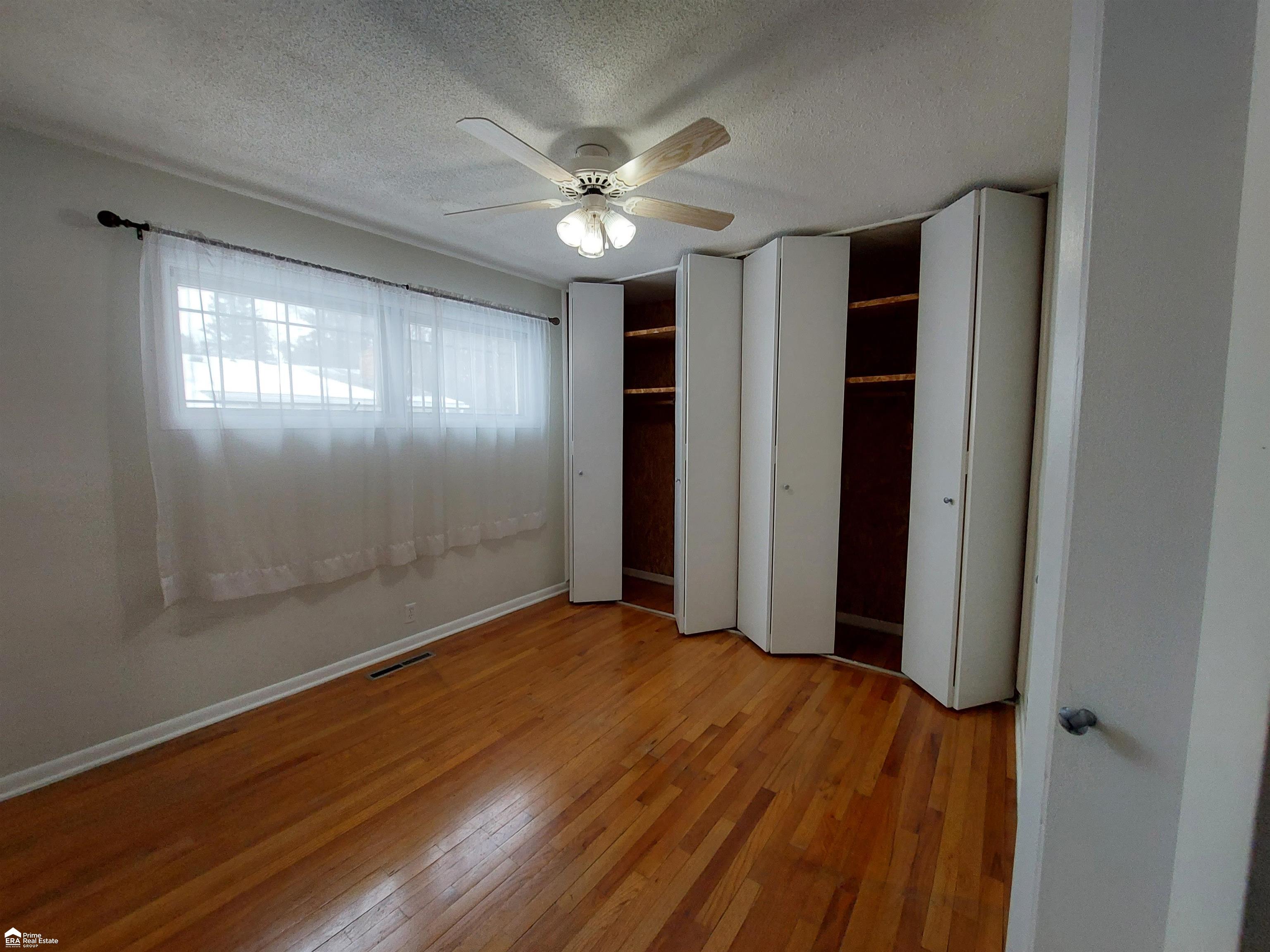 3601 Miller Road Flint, MI 48503 - Photo 18 of 28 50129722-75db55a6-cec4-4d75-969b-e20df770e91c.JPG