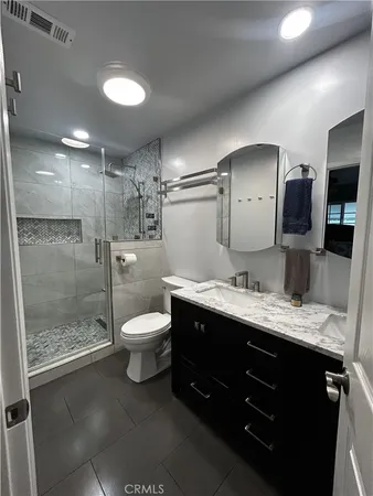 $4,050 | 523 West 147th Street, Gardena, CA 90248