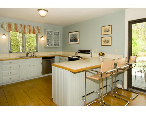 111 Ipswich Road Boxford, MA 01921 - Photo 7 of 16