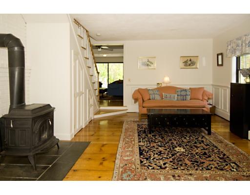 111 Ipswich Road Boxford, MA 01921 - Photo 9 of 16