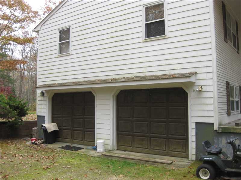 9 Walker Road Foster, RI 02825 - Photo 3 of 25 Parking Lot/Garage. 2 Car Garage!
