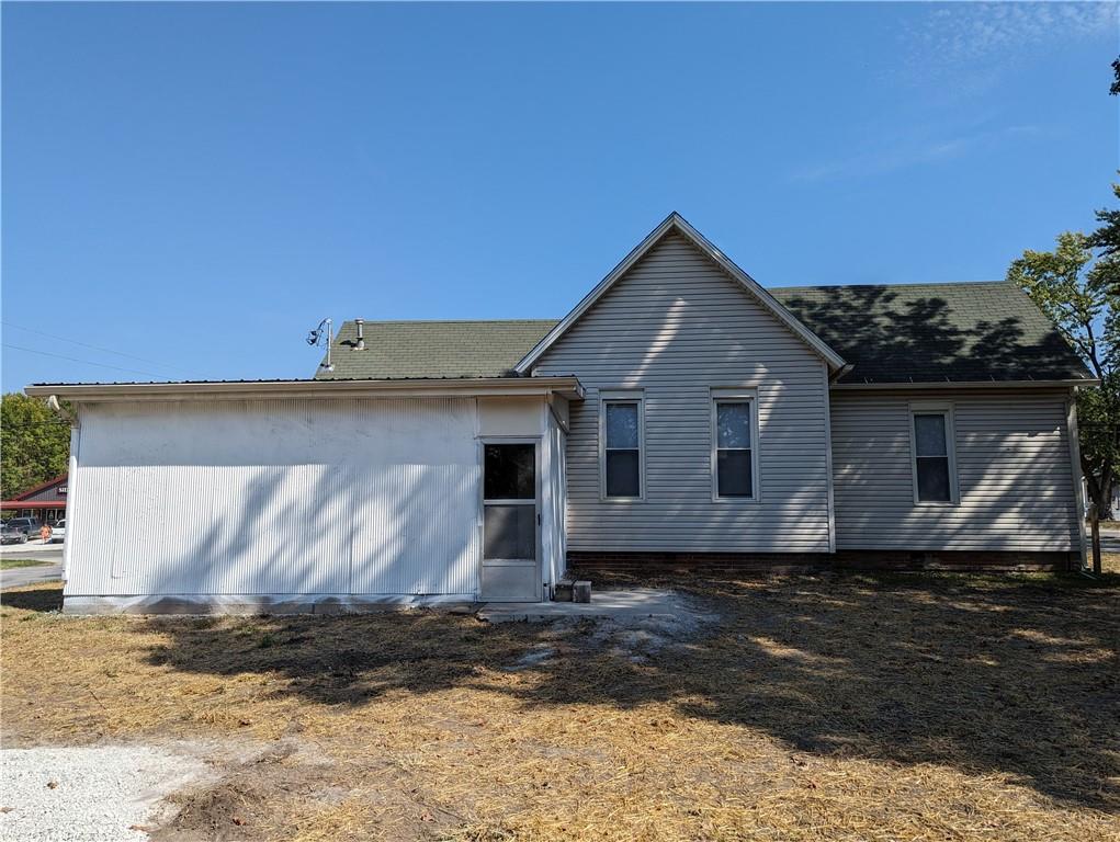 709 West Benton Street Windsor, MO 65360 - Photo 20 of 26