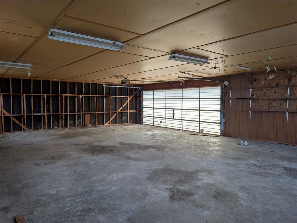 709 West Benton Street Windsor, MO 65360 - Photo 22 of 26