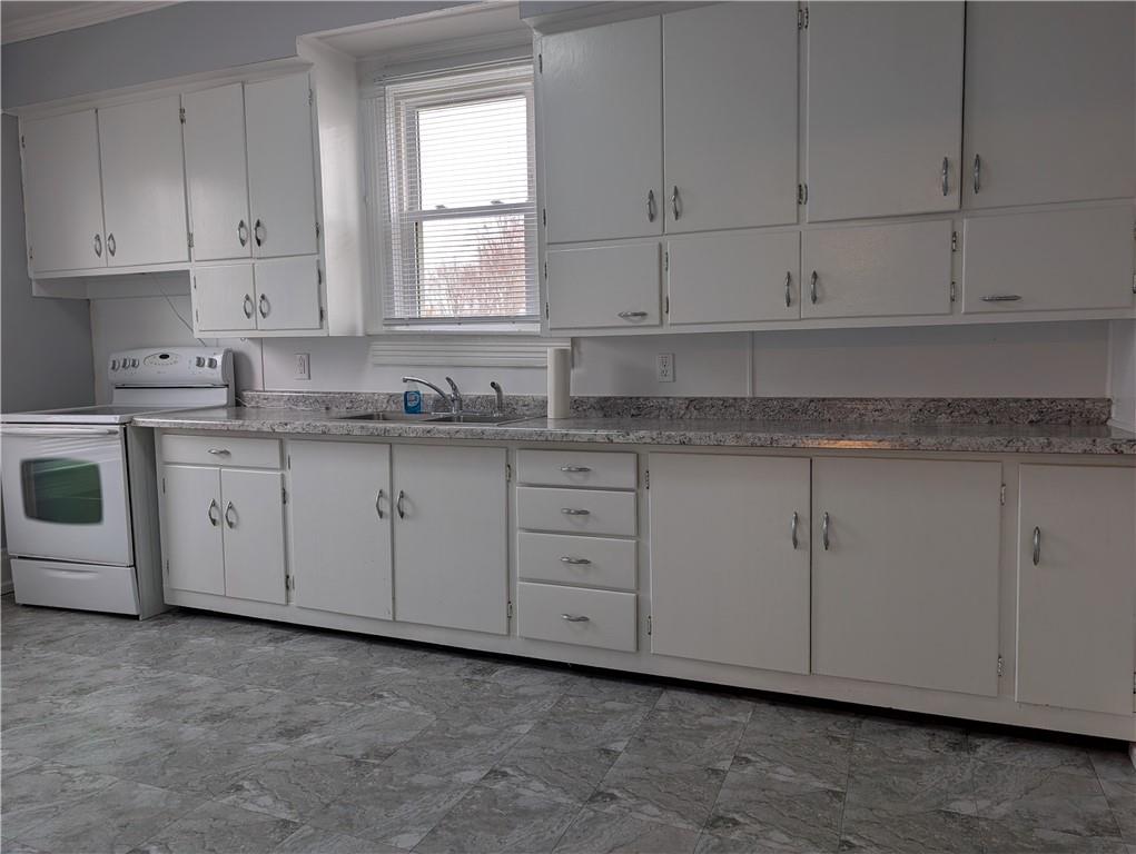 709 West Benton Street Windsor, MO 65360 - Photo 7 of 26