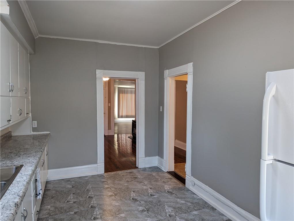 709 West Benton Street Windsor, MO 65360 - Photo 8 of 26