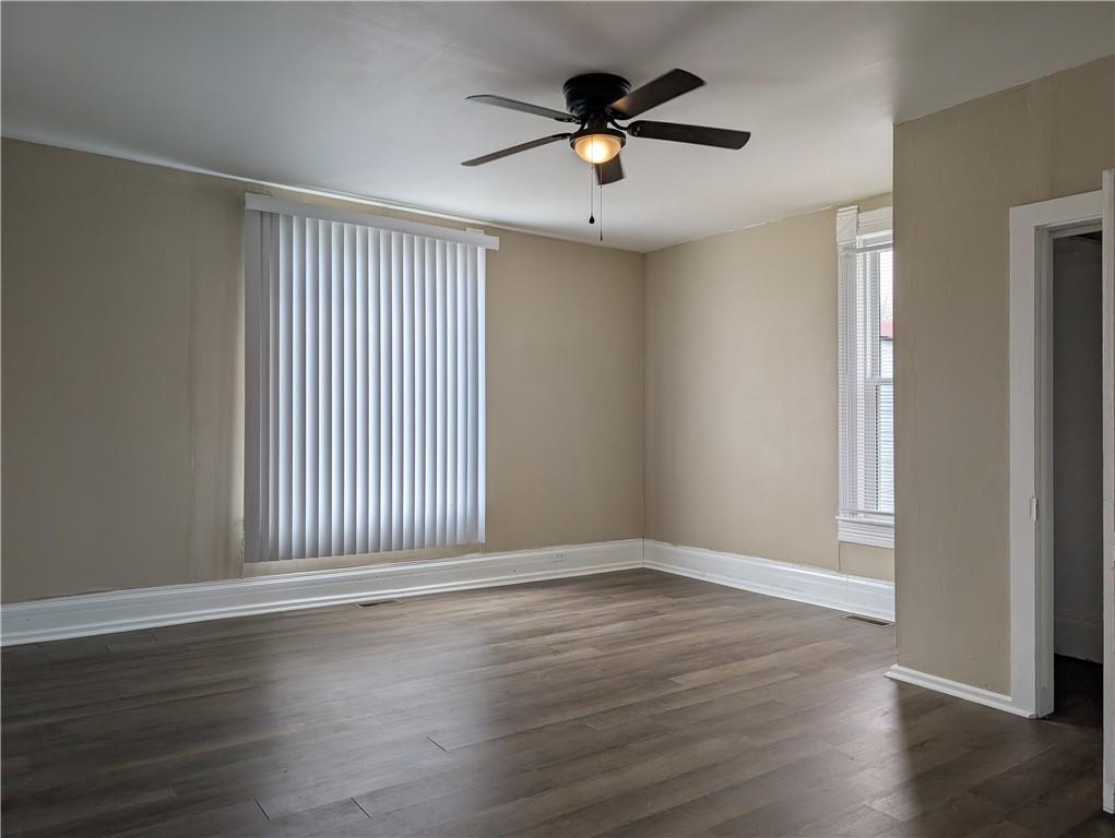 709 West Benton Street Windsor, MO 65360 - Photo 9 of 26