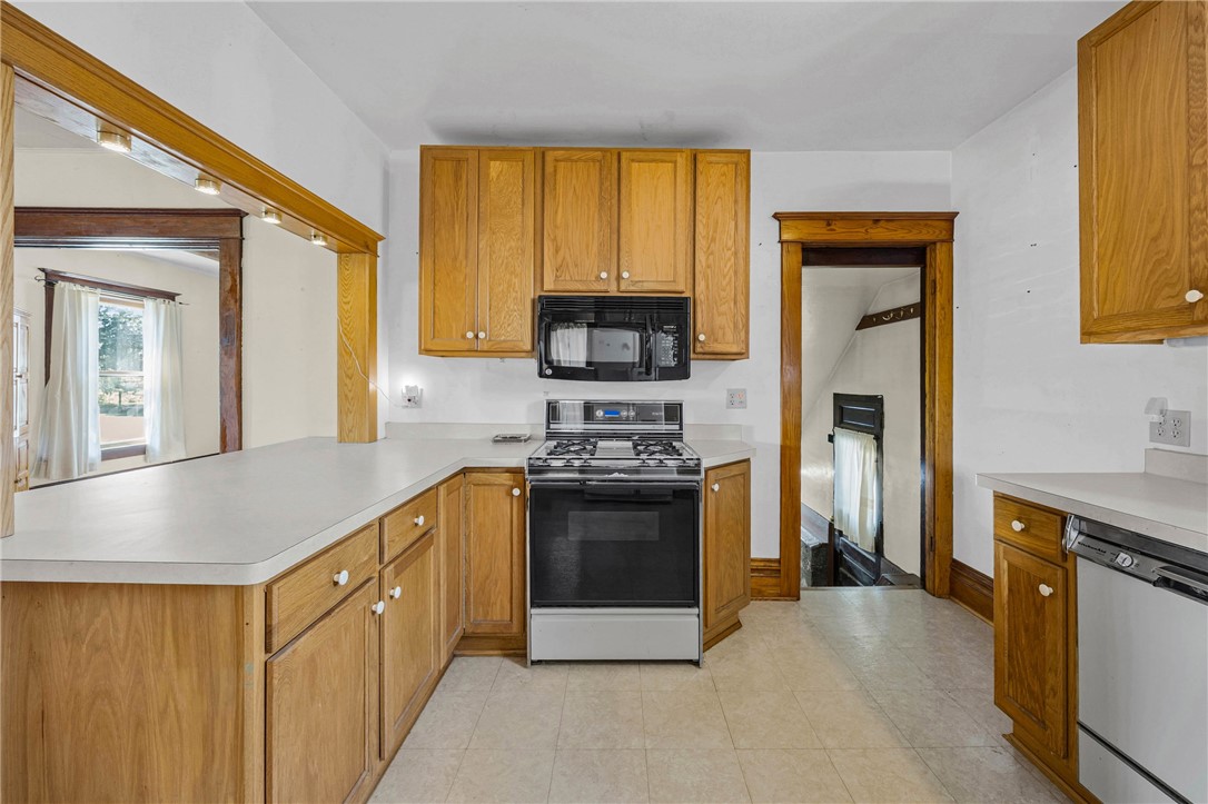 1366 Lake Road North Hamlin, NY 14464 - Photo 17 of 45
