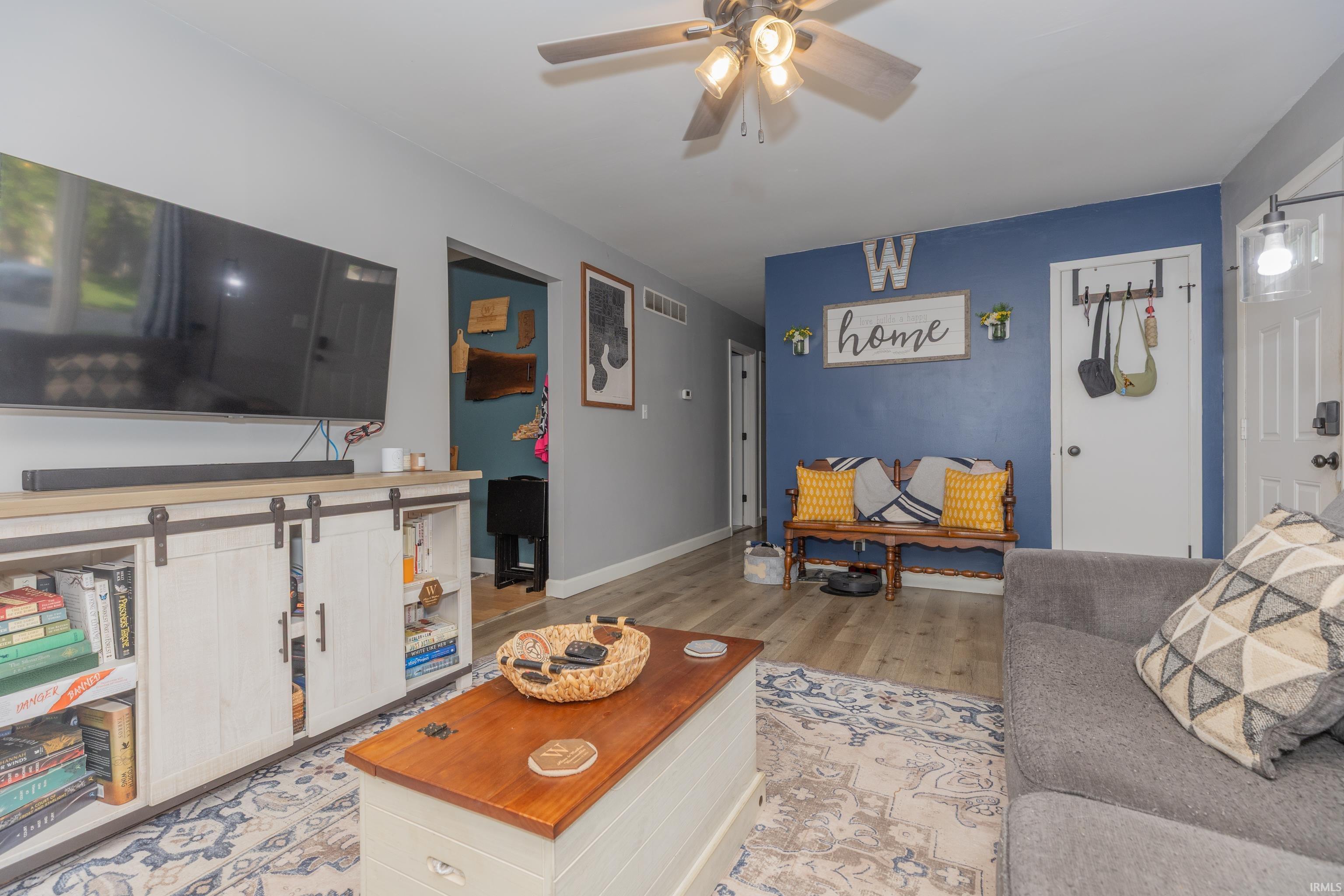 712 Greenfield Road Evansville, IN 47715 - Photo 5 of 21 Gallery Image 5