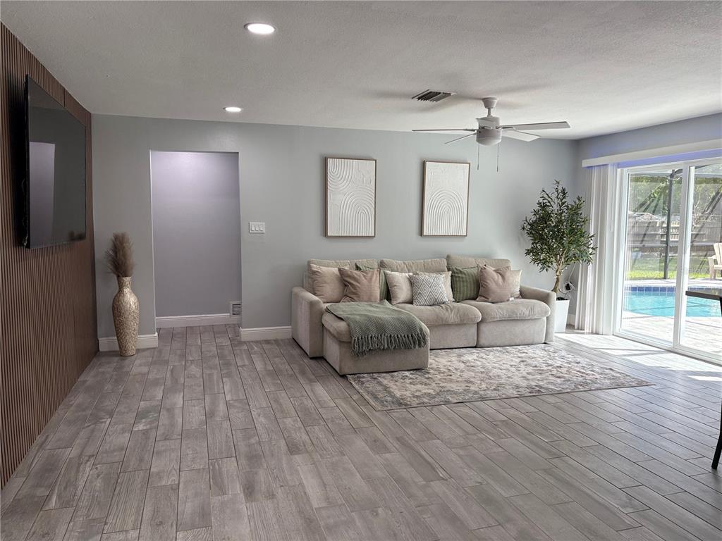 1203 Ustler Road Apopka, FL 32712 - Photo 13 of 33