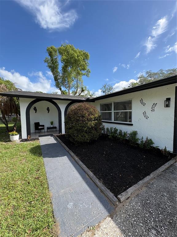 1203 Ustler Road Apopka, FL 32712 - Photo 4 of 33