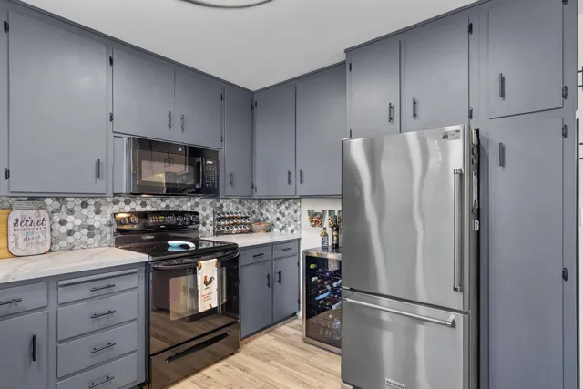 $449,999 | 692 Cloverland Way, Oakdale, CA 95361