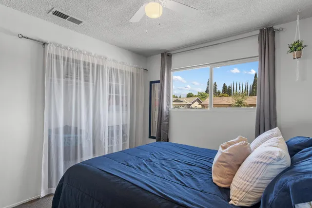 $449,999 | 692 Cloverland Way, Oakdale, CA 95361