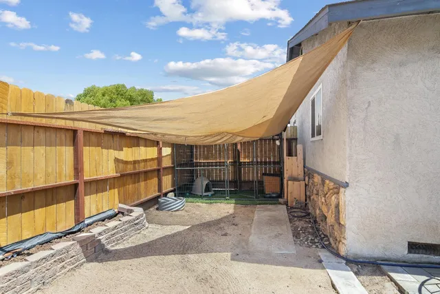 $449,999 | 692 Cloverland Way, Oakdale, CA 95361