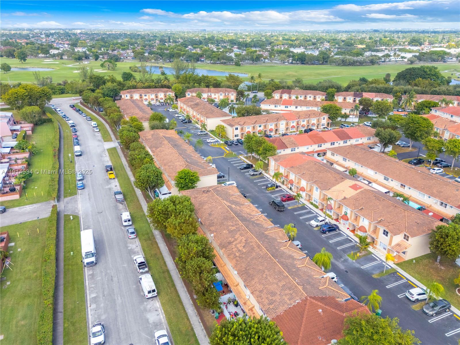 6350 Southwest 139th Avenue Miami, FL 33183 - Photo 32 of 37 a view of a city with an ocean