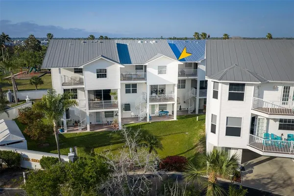 $799,999 | 103 Shoals Circle, North Redington Beach, FL 33708