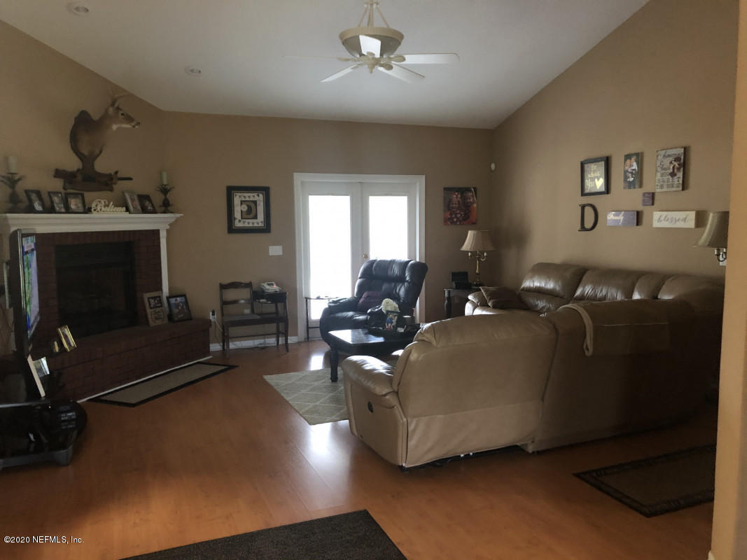 6909 Sandsdale Road Macclenny, FL 32063 - Photo 3 of 12 4