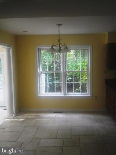 9019 Scott Street Springfield, VA 22153 - Photo 4 of 18 Breakfast Area