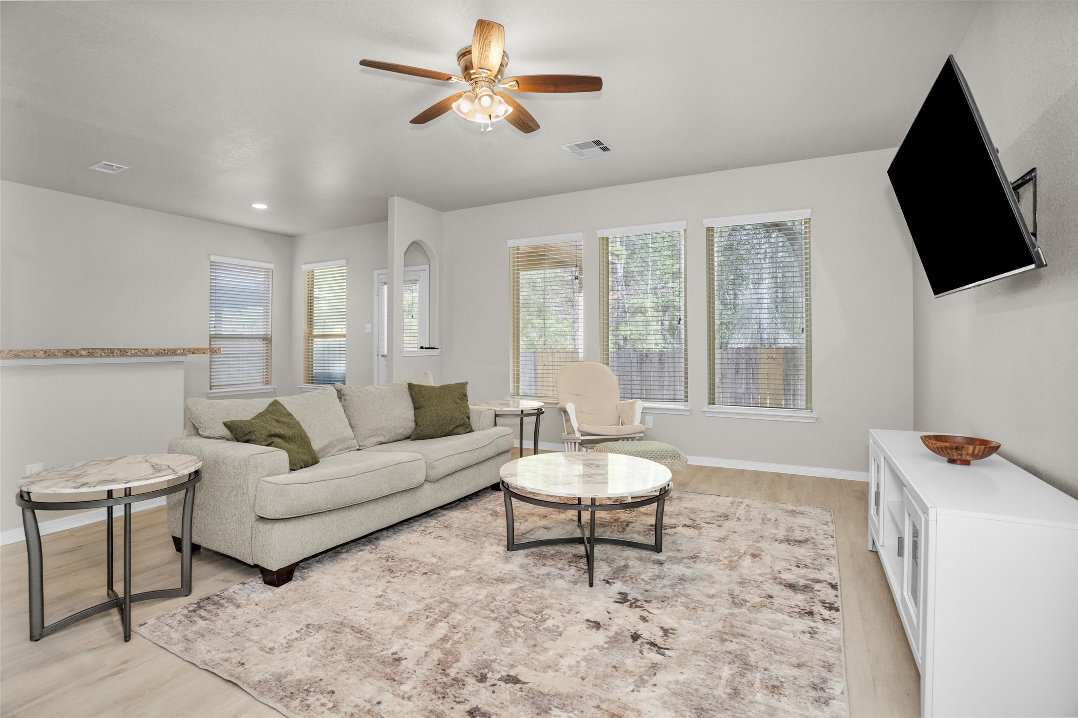 9587 East Woodmark Conroe, TX 77304 - Photo 10 of 41