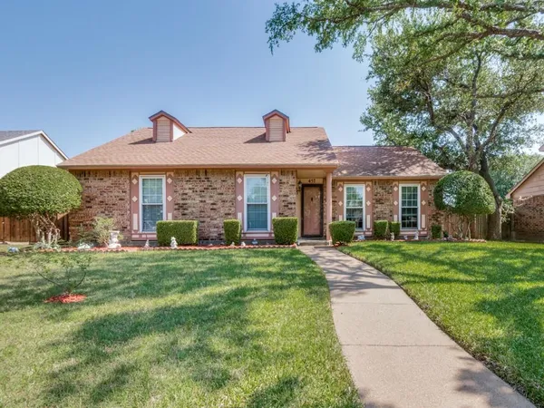 $325,000 | 457 Whitley Street, Cedar Hill, TX 75104