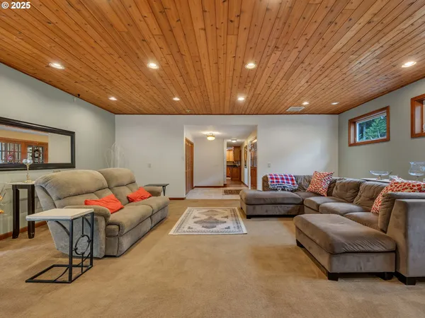 $875,000 | 42274 Ziak-Gnat Creek Road, Astoria, OR 97103