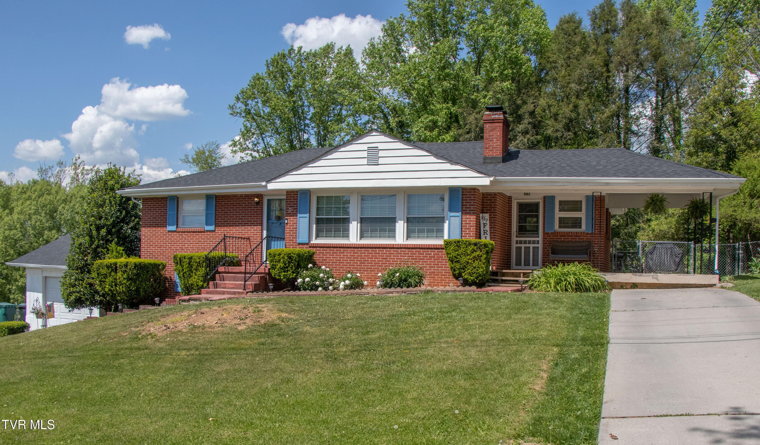 501 Cheyenne Road Bristol, VA 24201 - Photo 3 of 58 Cheyenne-3