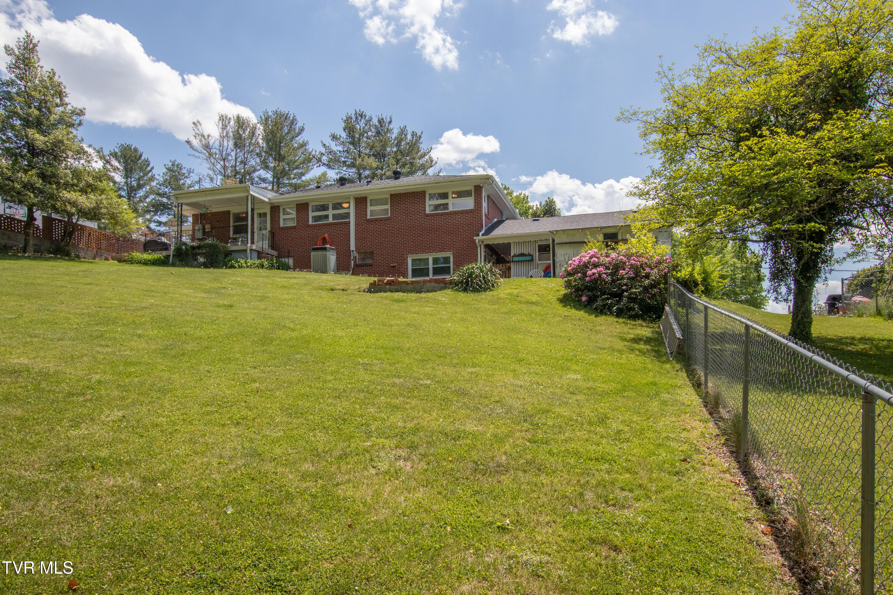 501 Cheyenne Road Bristol, VA 24201 - Photo 49 of 58 Cheyenne-17