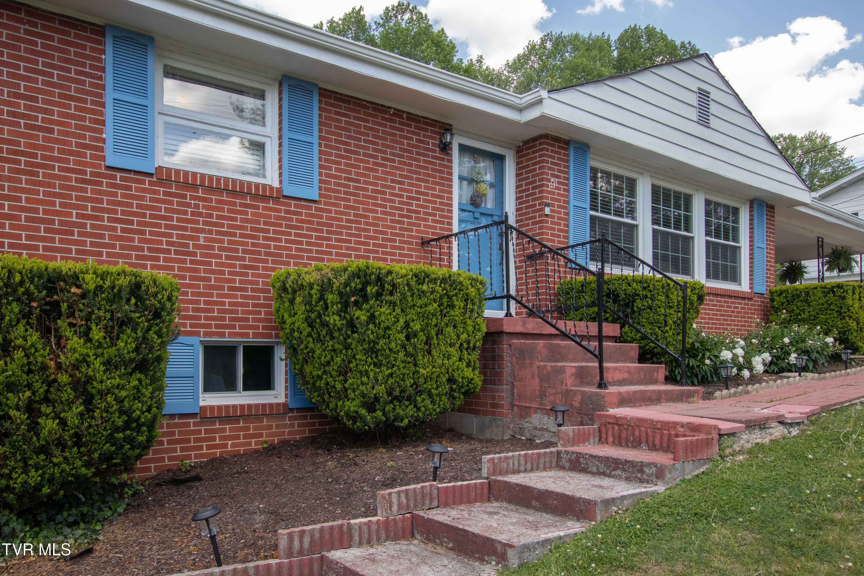 501 Cheyenne Road Bristol, VA 24201 - Photo 5 of 58 Cheyenne-7