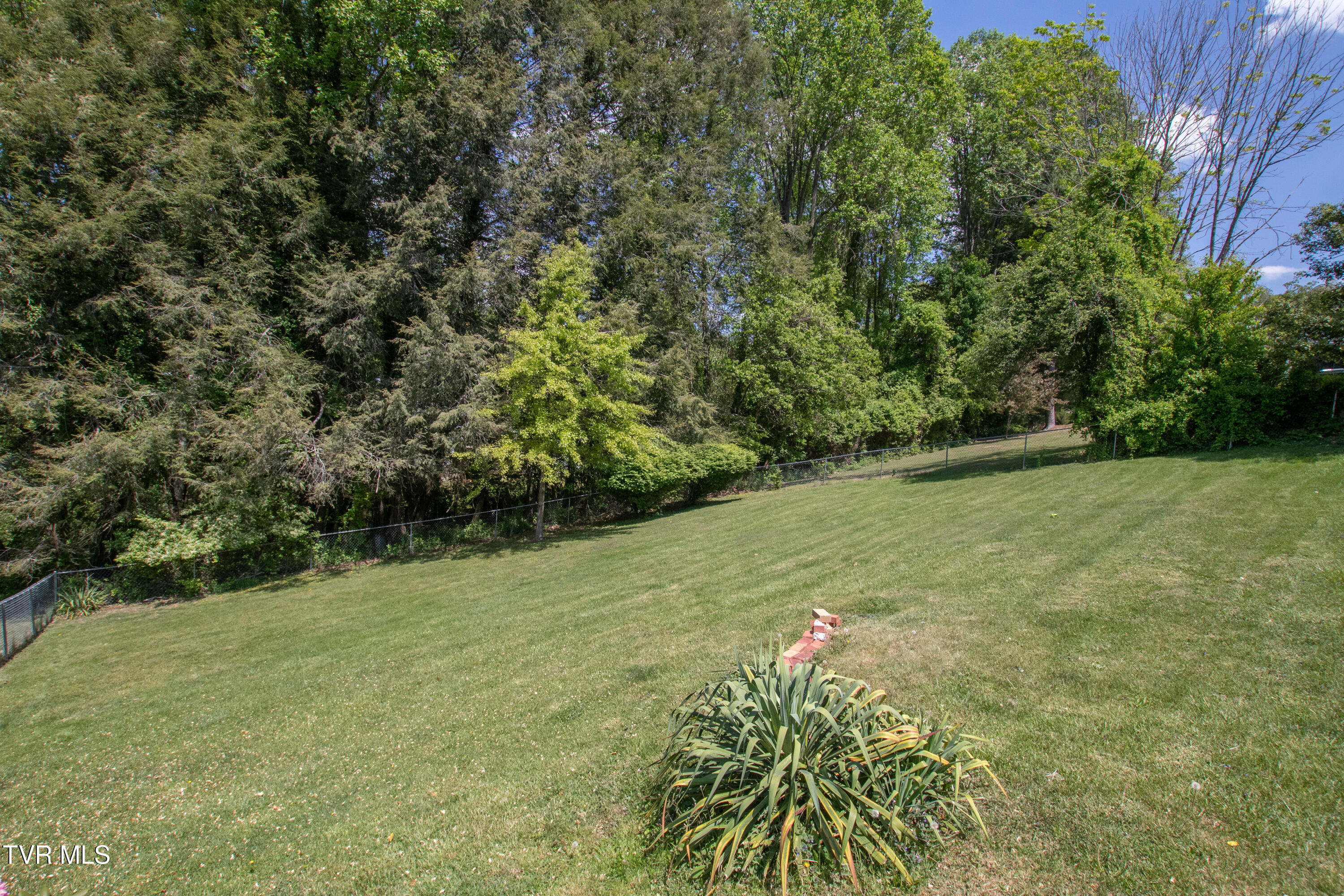 501 Cheyenne Road Bristol, VA 24201 - Photo 51 of 58 Cheyenne-19