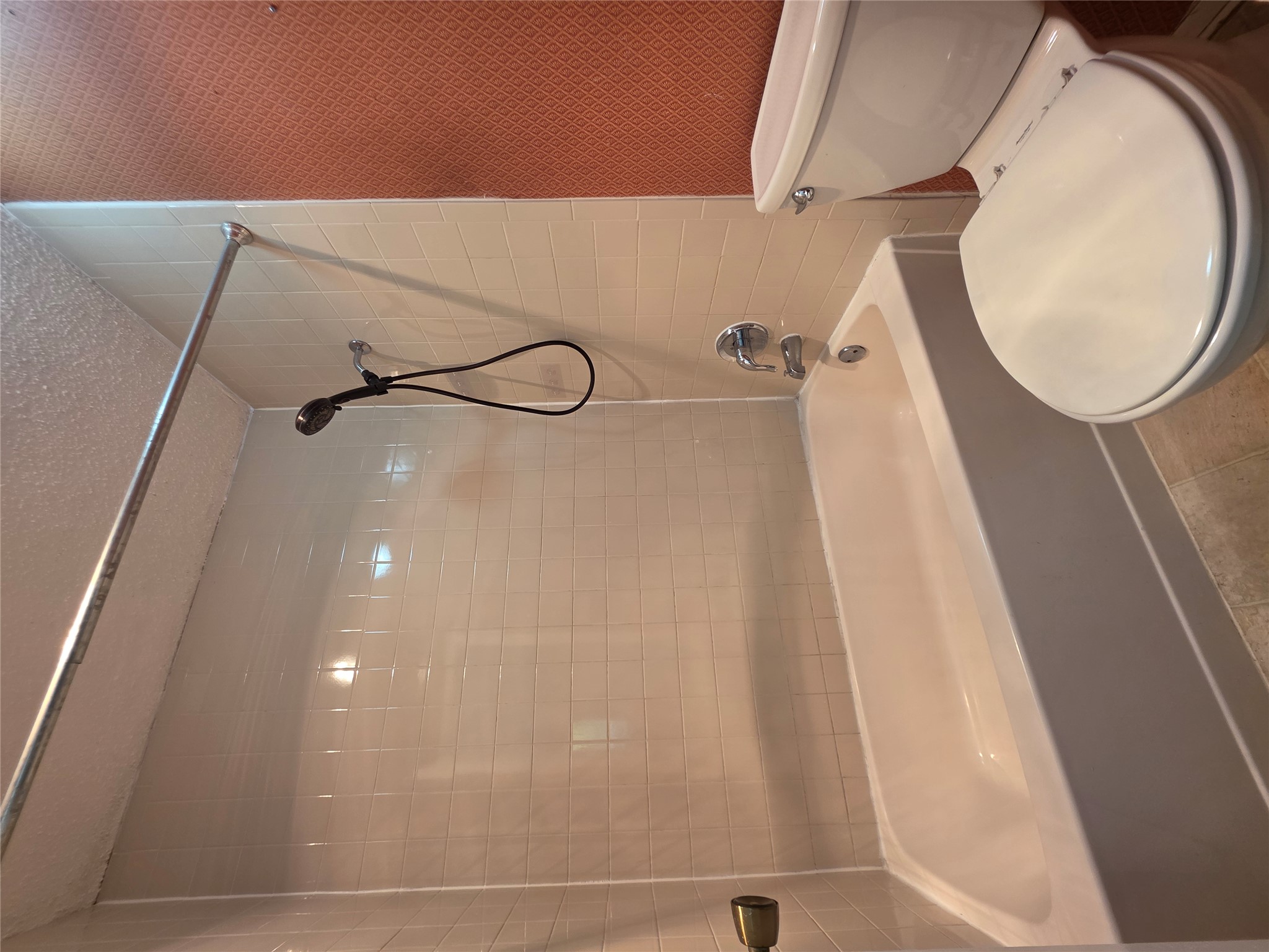 8818 Clearbrook Trail Austin, TX 78729 - Photo 18 of 22 Unit A Primary Bathroom