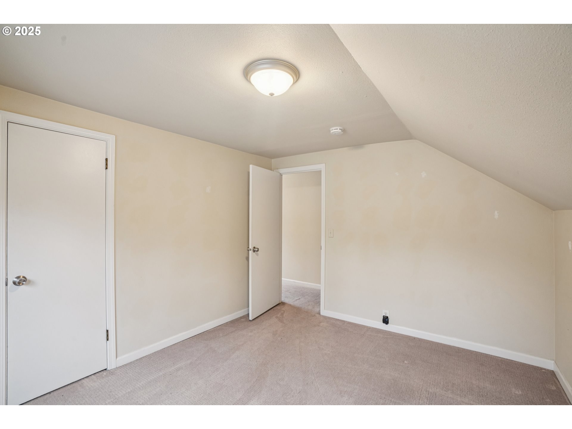 14806 Southeast Bush Street Portland, OR 97236 - Photo 16 of 33 a view of an empty room