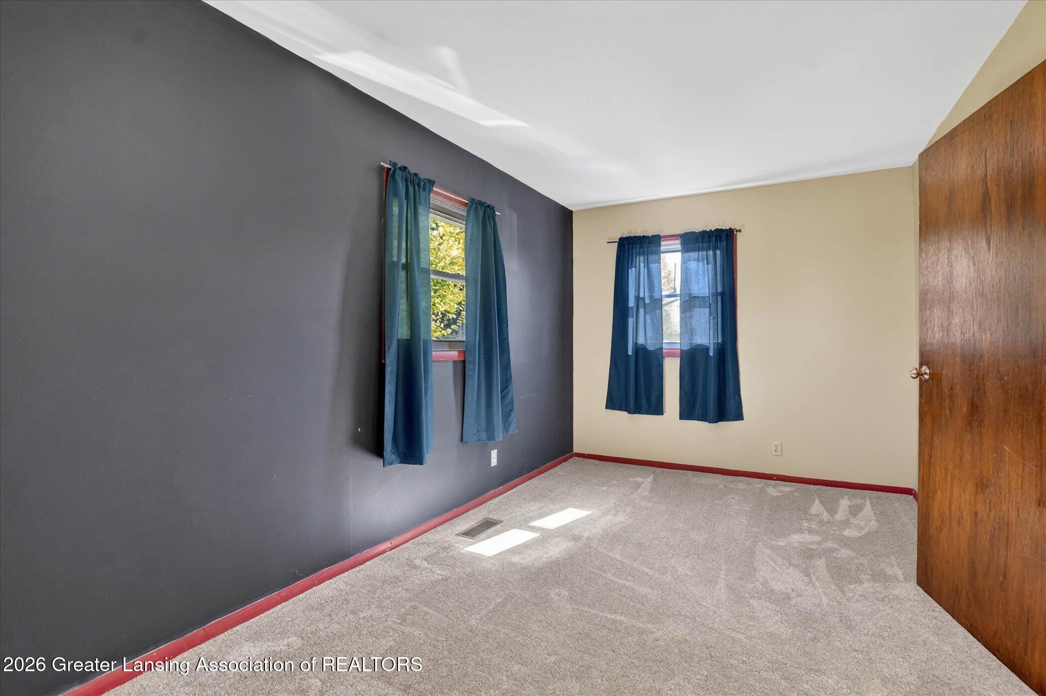 8415 Church Road St. Johns, MI 48879 - Photo 33 of 76 31-8415-Church-Rd-WindowStill-Photograph