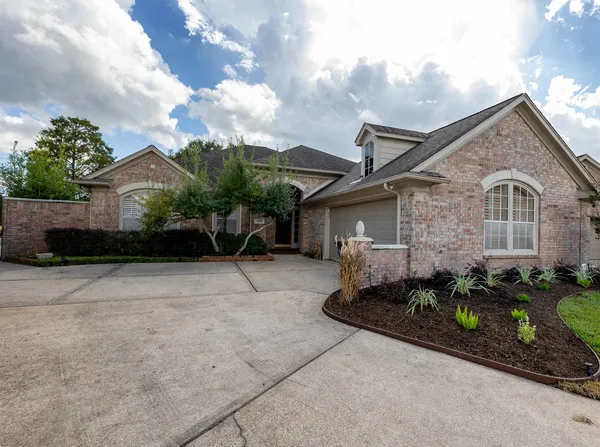 $4,200 | 2435 Thorndon Park Court, League City, TX 77573
