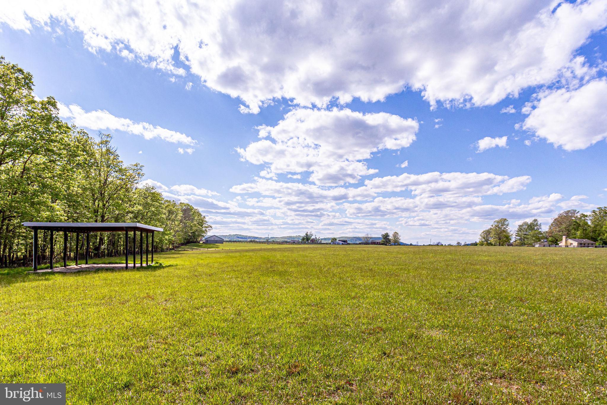 2 Lucketts Road Leesburg, VA 20176 - Photo 7 of 16 Gallery Image 7